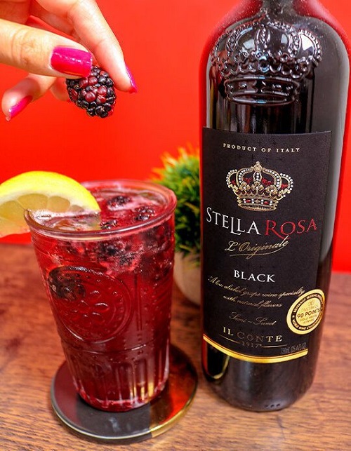 Stella Rosa Wine